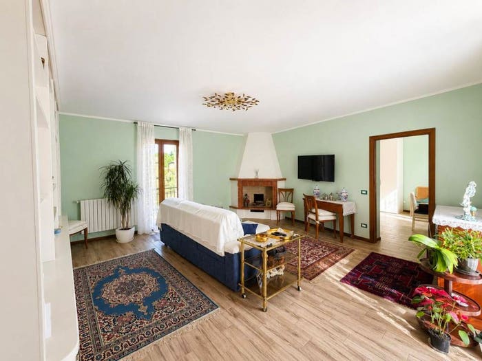 Appartamento trilocale in vendita in Via del Poggio, Bassano Romano
