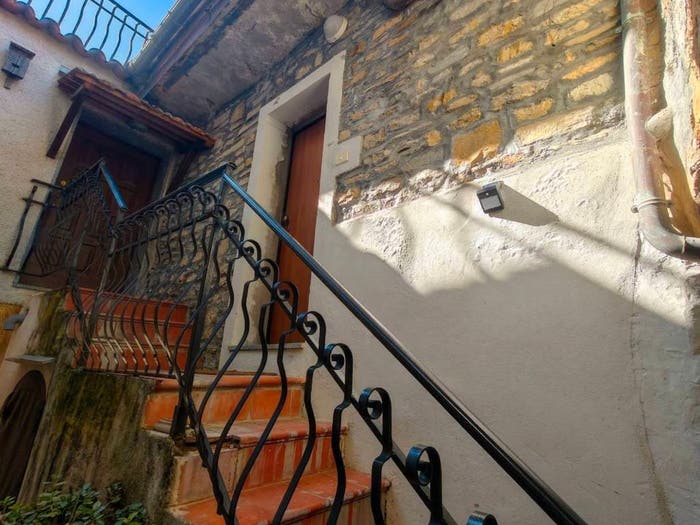 Appartamento quadrilocale in vendita in Via Ernesto Che Guevara, Borganzo, Diano San Pietro