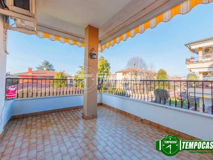 Appartamento trilocale in vendita in Via Galvani, Binasco