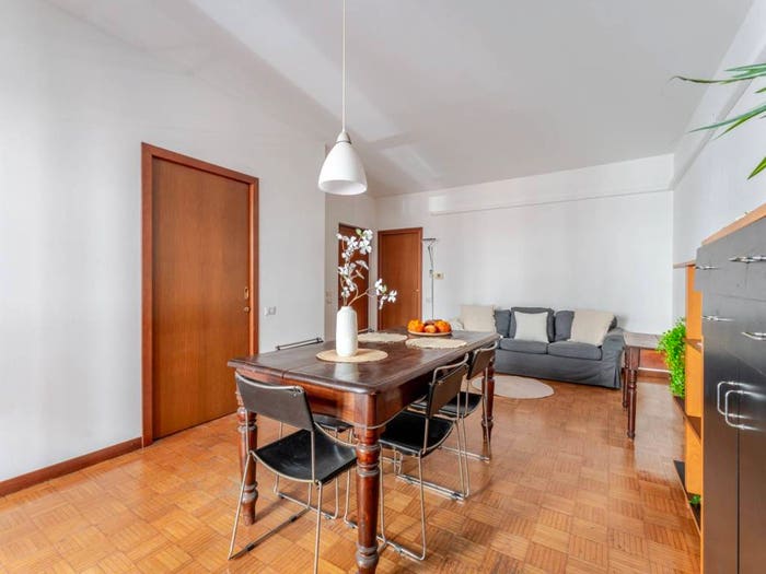 Appartamento bilocale in vendita in Via Spartaco, Montenero, Milano