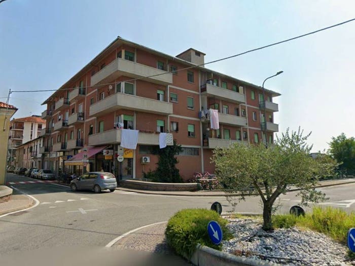 Appartamento quadrilocale in vendita in Corso Italia, Bianzè