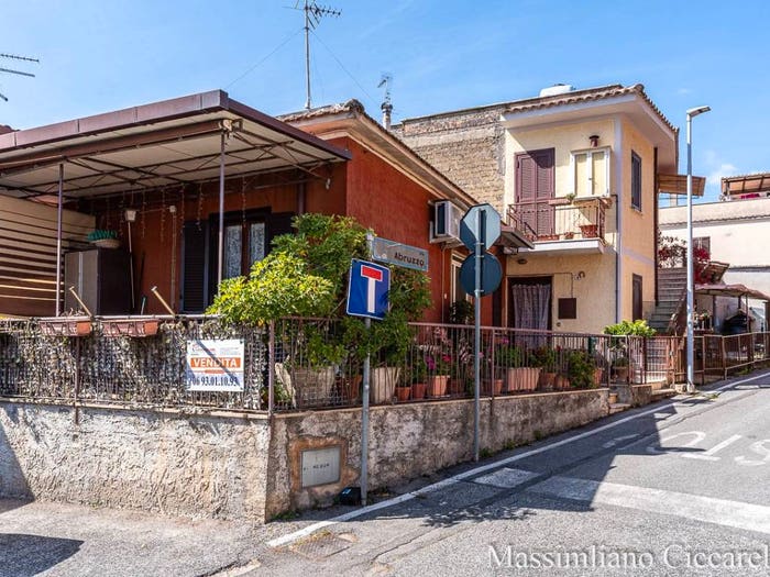 Casa bilocale in vendita in Via Abruzzo, Cecchina, Albano Laziale