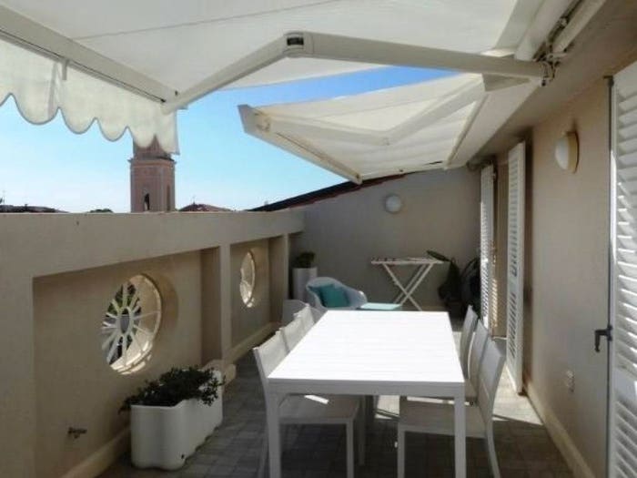 Casa con 6 locali in vendita in Ardenza, Livorno