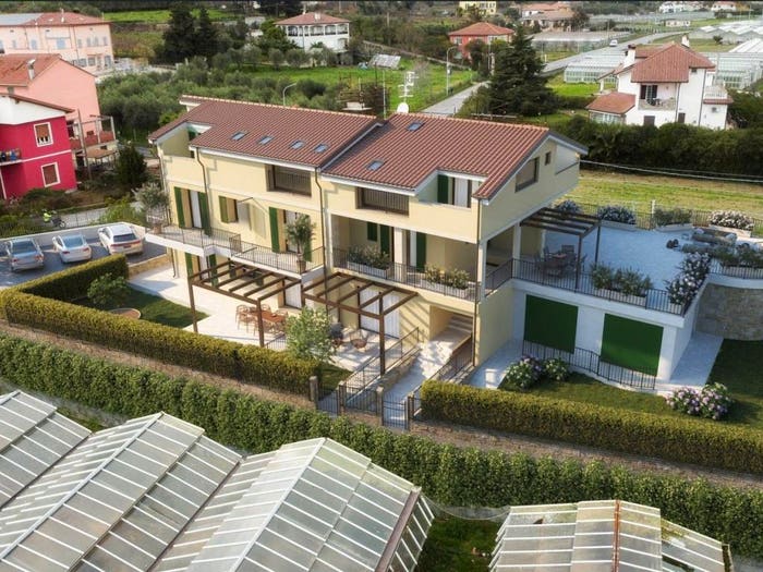 Appartamento quadrilocale in vendita in Via Merula, Andora