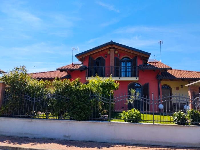 Casa con 6 locali in vendita in Via Novembre, Centro, Torrazza Piemonte