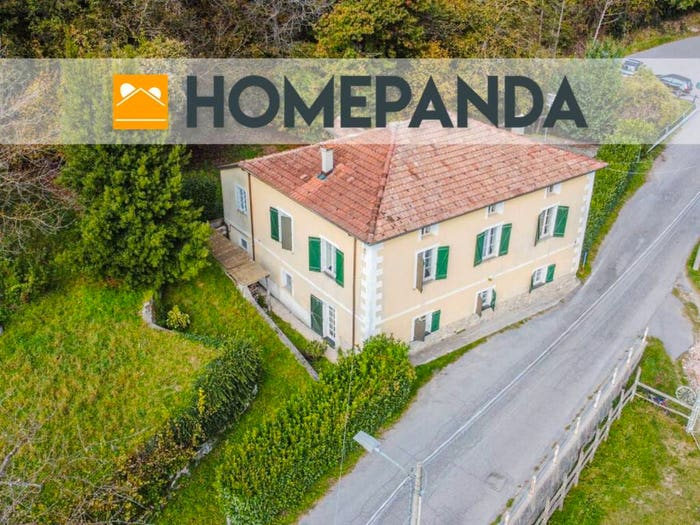 Casa con 6 locali in vendita in Via Piano Soprano, Bormida