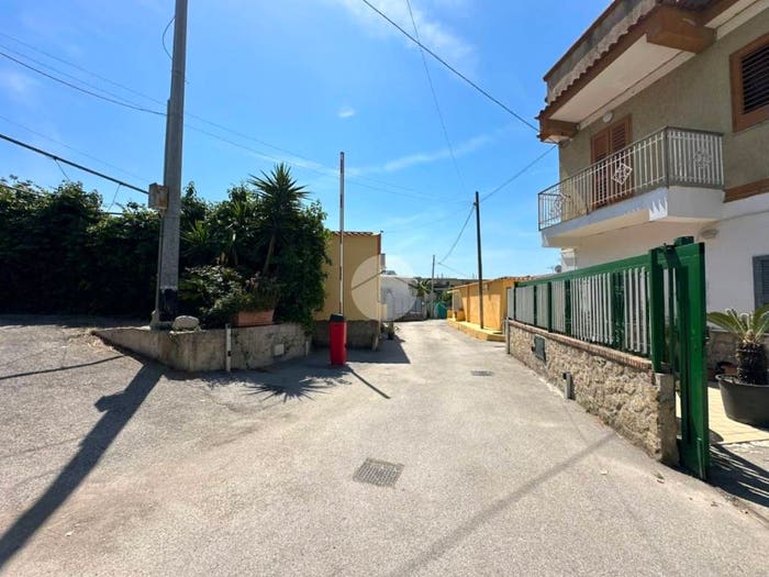 Appartamento quadrilocale in vendita in Via Virgilio, Centro, Bacoli