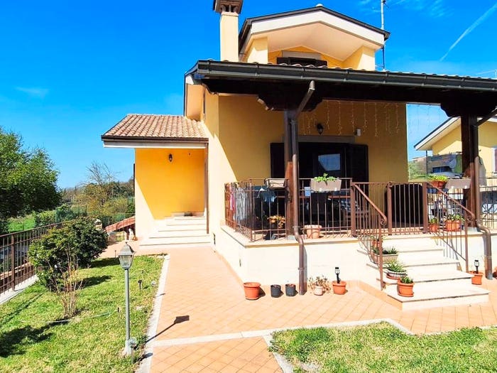 Casa quadrilocale in vendita in Contrada Prata Santa Croce, Centro, Paliano