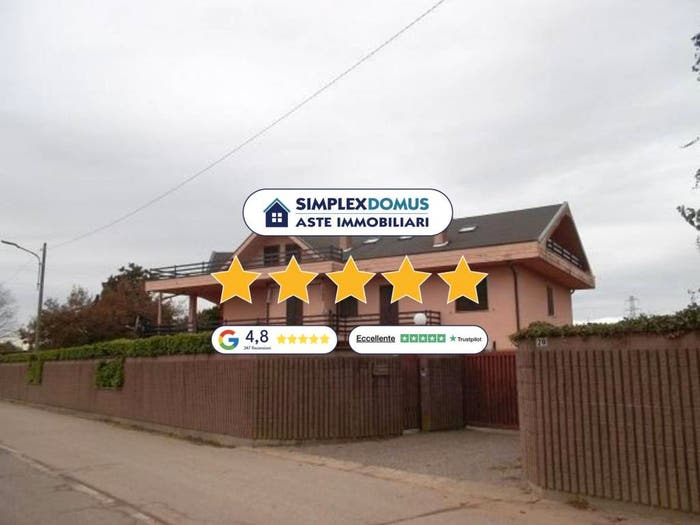 Casa con 6 locali in vendita in Via Novara, Alzate, Momo