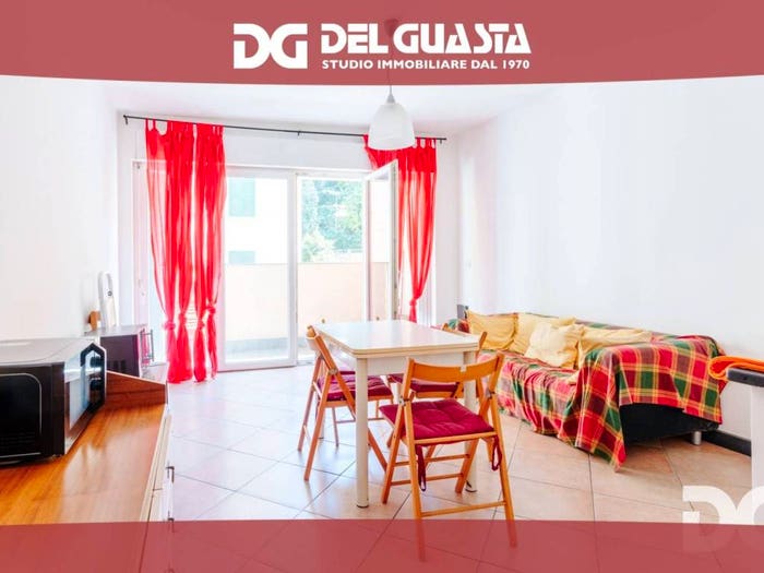 Appartamento con 6 locali in vendita in Via Donghi, San Fruttuoso, Genova