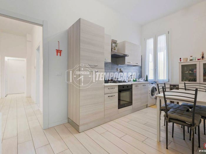Appartamento trilocale in vendita in Via Agucchi, Santa Viola, Bologna