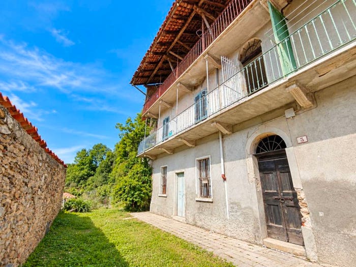 Casa con 5 locali in vendita in Via Cremosina, Centro, Valduggia