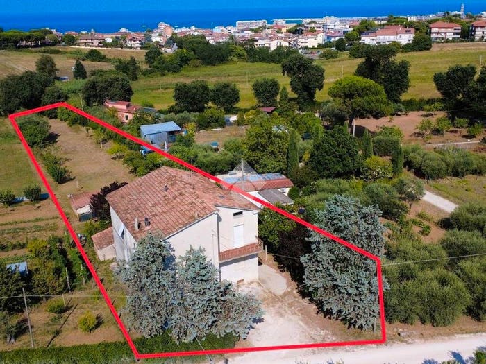 Casa con 6 locali in vendita in Contrada Maranello, Civitanova Nord San Gabriele Fontespina, Civitanova Marche