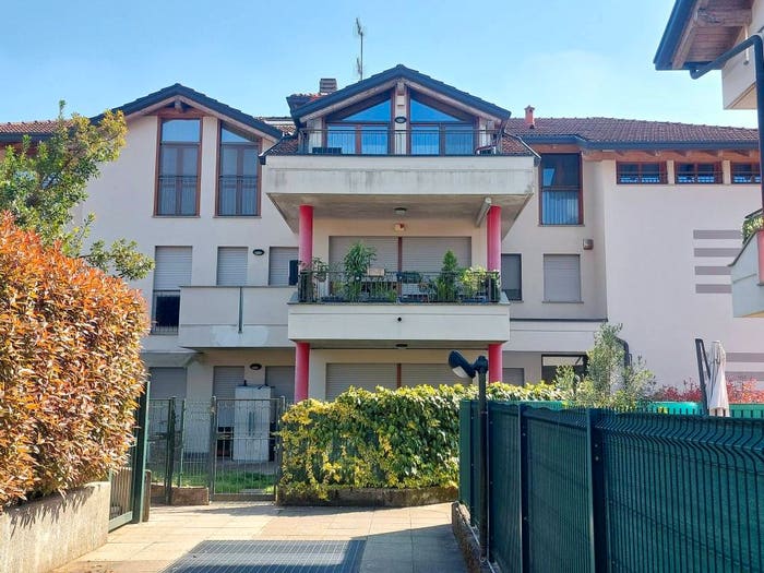 Appartamento trilocale in vendita in Via Carlo Pisacane, Centro, Mornago