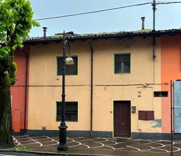 Casa con 5 locali in vendita in Via Martiri Della Libertà, Centro, Robecco d'Oglio
