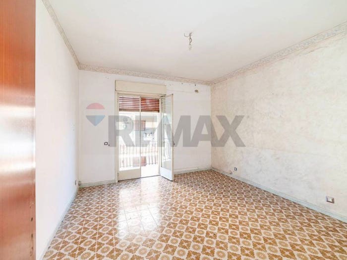 Appartamento quadrilocale in vendita in Via Simeto, Centro, Misterbianco