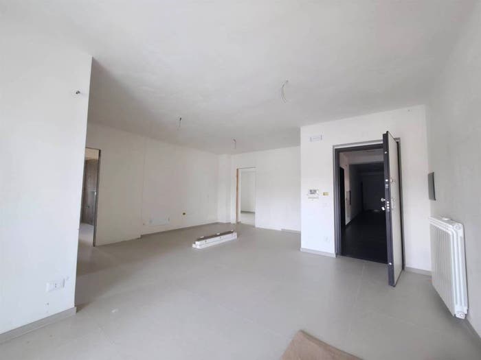 Appartamento con 6 locali in vendita in Popilia Vagliolise, Cosenza