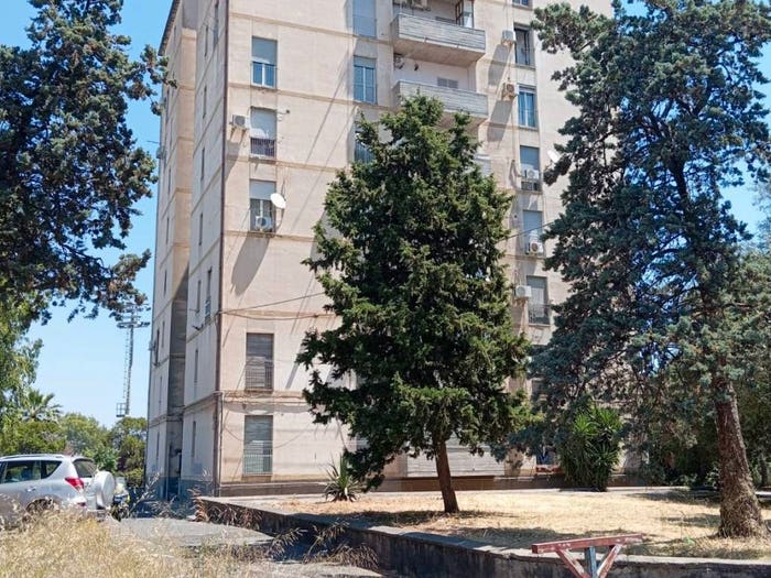 Appartamento trilocale in vendita in Via Nervesa della Battaglia, Rapisardi, Catania