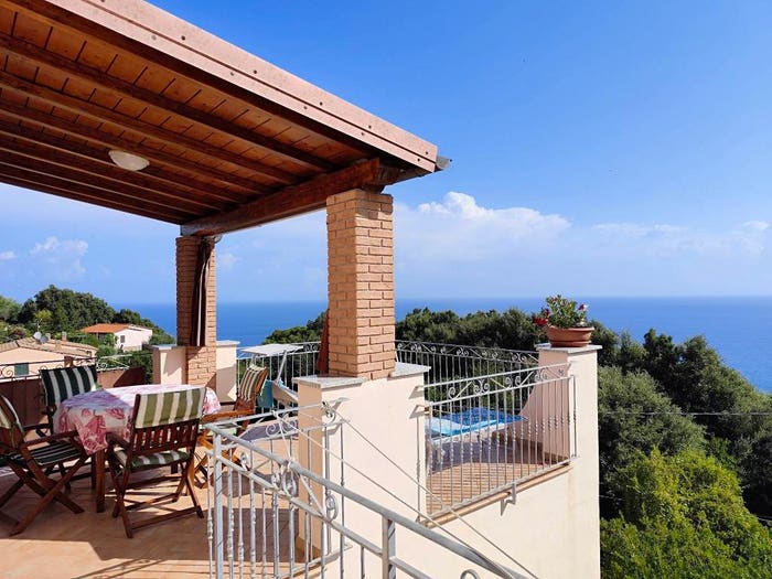 Casa quadrilocale in vendita in Via di Maciarello, Marciana