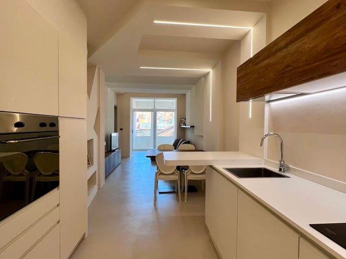 Appartamento trilocale in vendita in Corso Dante Alighieri, Centro, Alassio