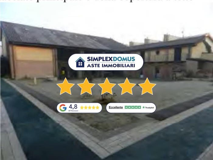 Casa quadrilocale in vendita in Piazza Soyons, Spinadesco