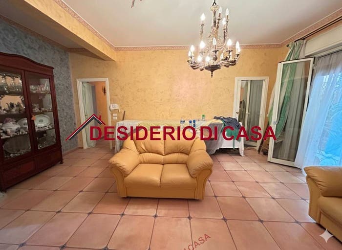 Appartamento con 5 locali in vendita in Via Alcide De Gasperi, Centro, Bagheria