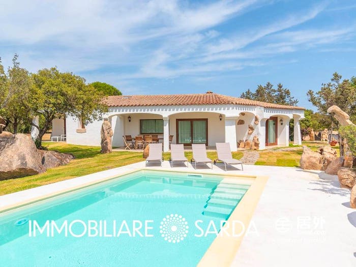 Casa con 6 locali in vendita in Santa Teresina, Arzachena