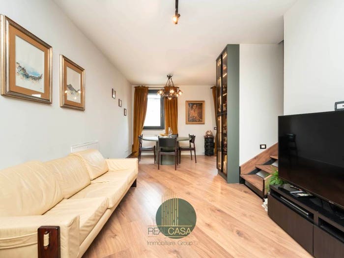 Casa con 6 locali in vendita in Via Alessandro Litta Modignani, Comasina, Milano
