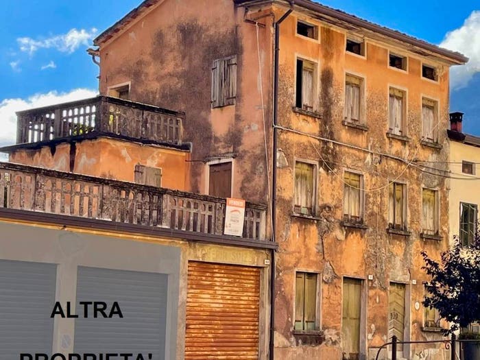Casa con 6 locali in vendita in Via Caodilà, Centro, Arsiero