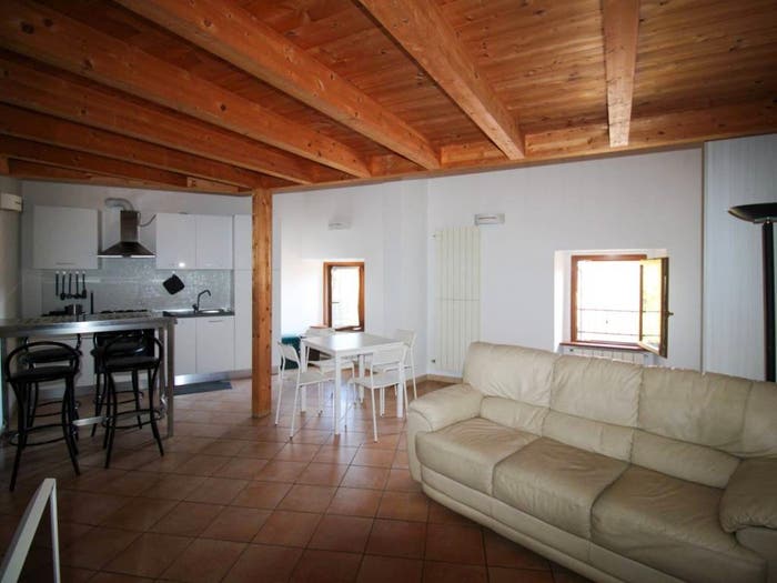 Casa trilocale in vendita in via san giorgio, Pellio Intelvi, Alta Valle Intelvi