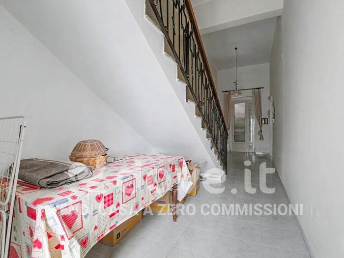 Appartamento quadrilocale in vendita in Via Leonardo da Vinci, Centro, Leverano