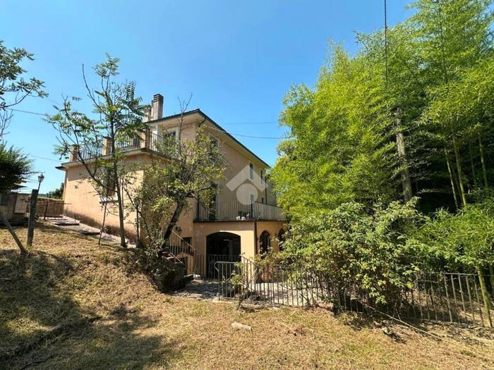 Casa con 6 locali in vendita in Via Morina, Casalvieri
