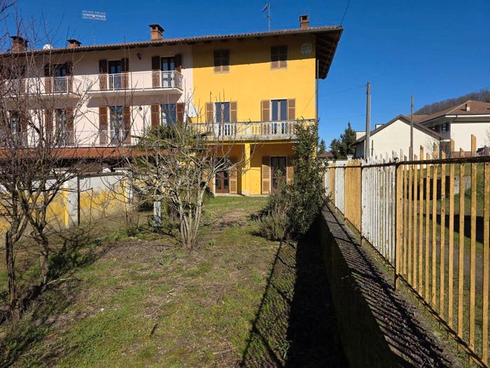 Casa quadrilocale in vendita in Corso Industria, Centro, Monteu da Po