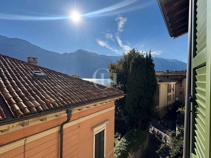 Appartamento bilocale in vendita in Via Concordia, Limone sul Garda