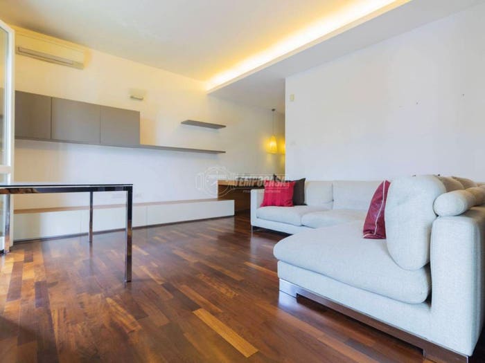 Appartamento quadrilocale in vendita in Via Pastrengo, Desenzano Centro, Desenzano del Garda