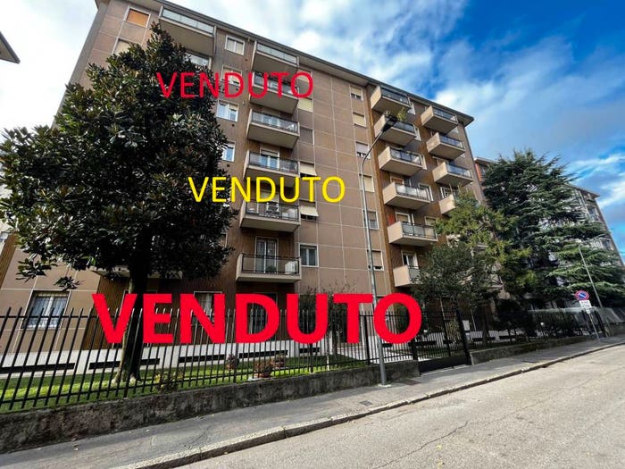 Appartamento bilocale in vendita in Via Silvio Zambaldi, Lambrate, Milano