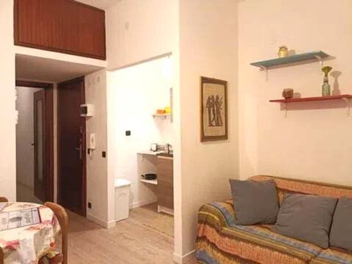 Appartamento bilocale in vendita in Via Vincenzo Morando, Centro, Albisola Superiore