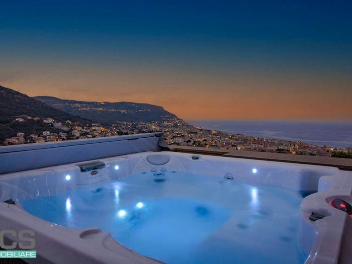 Casa bilocale in vendita in VIA LOMBARDIA, Pietra Ligure