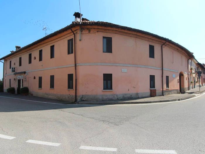 Casa in vendita in Via Cavagna Sangiuliani, Zelata, Bereguardo