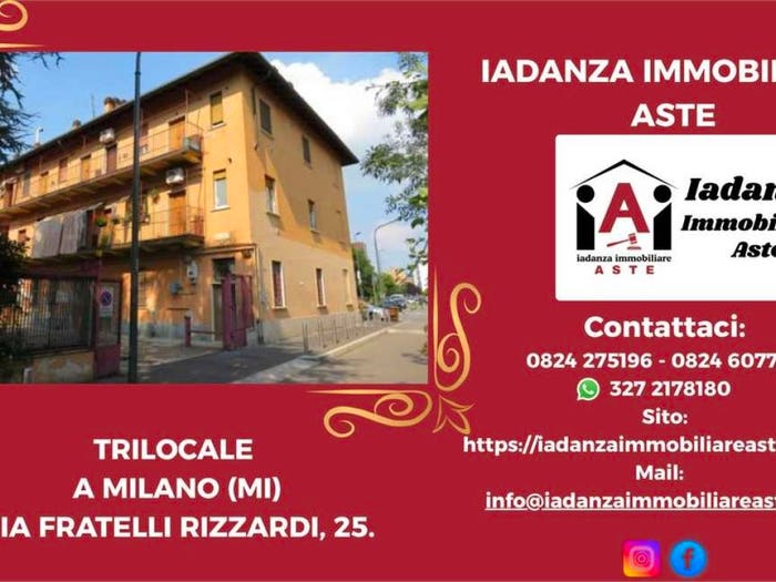 Appartamento trilocale in vendita in Via Fratelli Rizzardi, Trenno, Milano