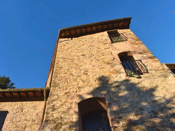 Casa con 6 locali in vendita in Varna, Gambassi Terme