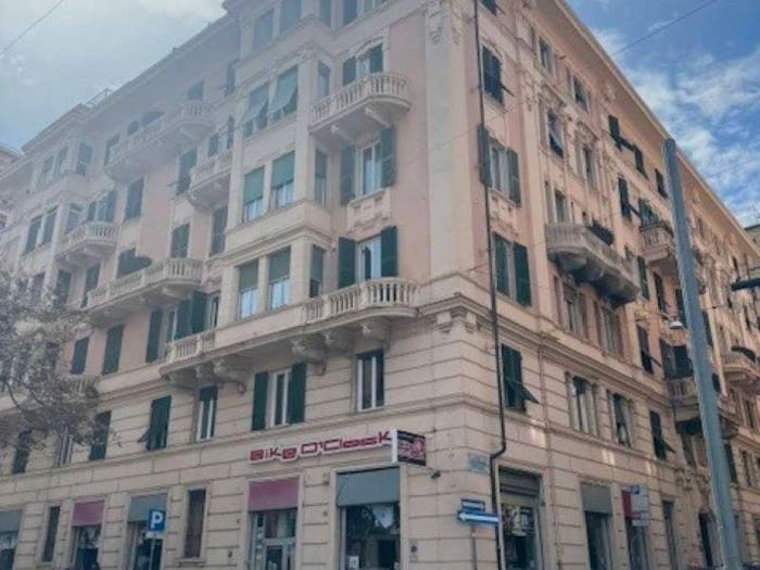 Appartamento bilocale in vendita in via Lanfranconi, Quadrilatero, Genova