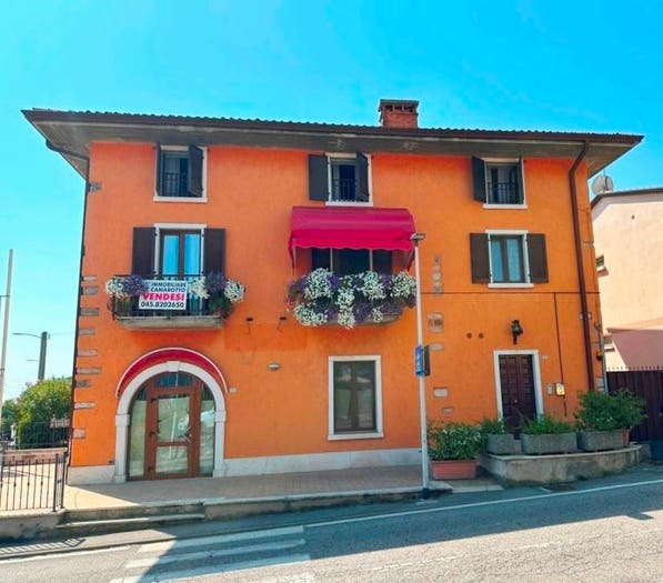 Appartamento con 5 locali in vendita in Via Adolfo Consolini, Albaré Stazione, Costermano sul Garda