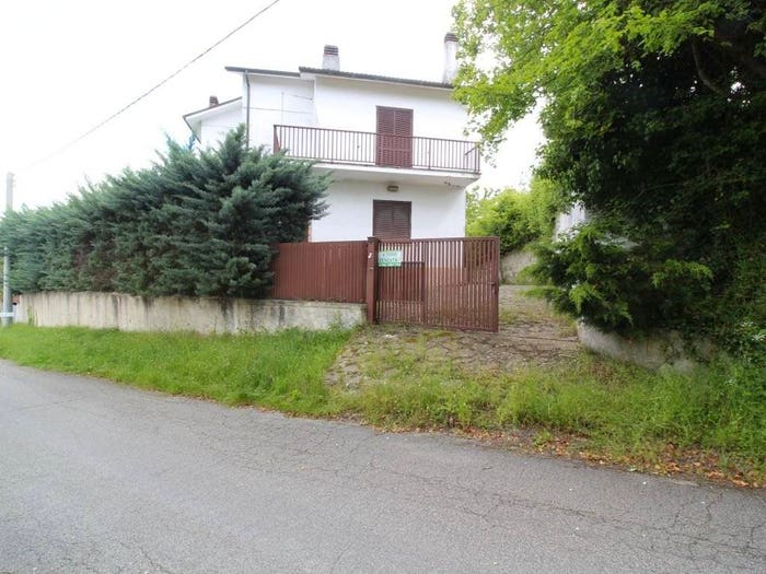 Casa quadrilocale in vendita in Via aia, Vaccareccia, Concerviano