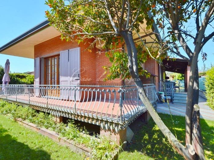 Casa con 6 locali in vendita in Via Trento, Centro, Forte dei Marmi