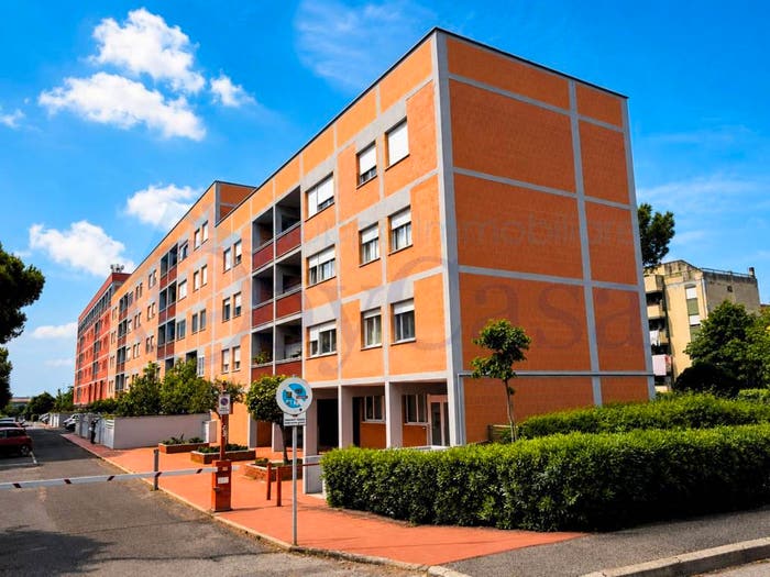 Appartamento quadrilocale in vendita in Viale America, Miami, Ladispoli
