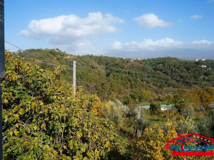 Casa con 6 locali in vendita in località fiego, Donnici, Cosenza