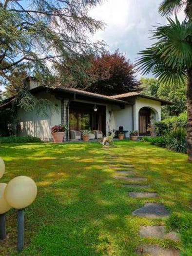Casa quadrilocale in vendita in Via L Cadorna, Centro, Menaggio