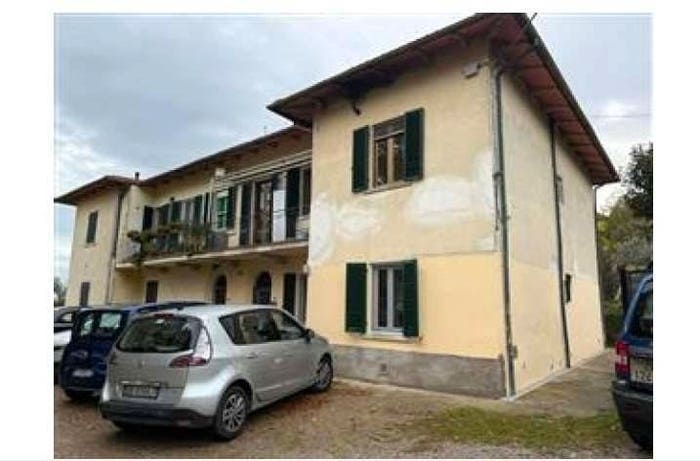 Appartamento trilocale in vendita in Via dei Pioppi, Neri, Cavriglia