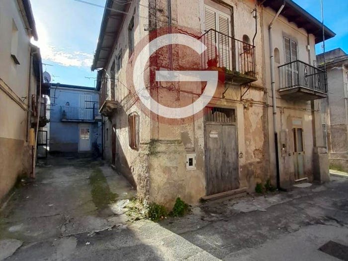 Casa quadrilocale in vendita in Polistena